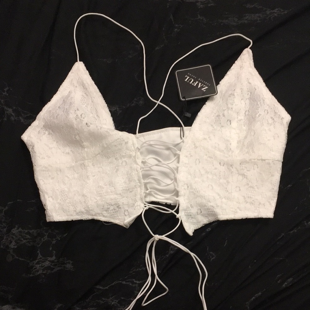 White lace tank top